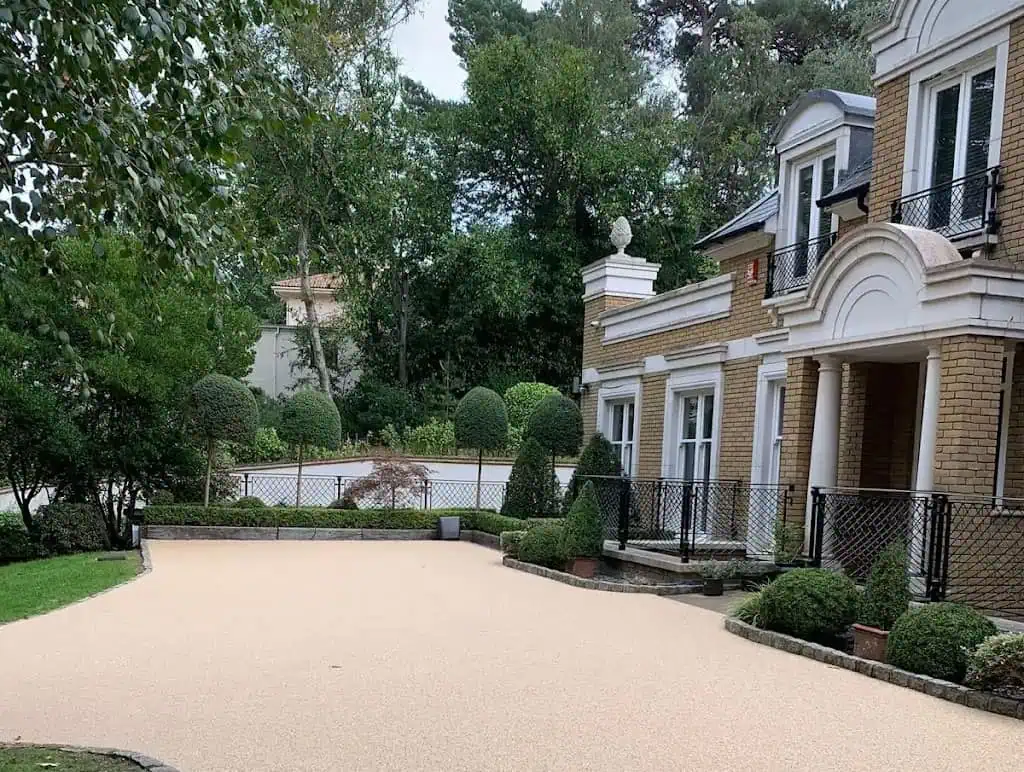 LA Surfacing resin driveway